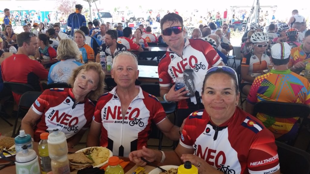 Team NEO eating lunch at Bike MS