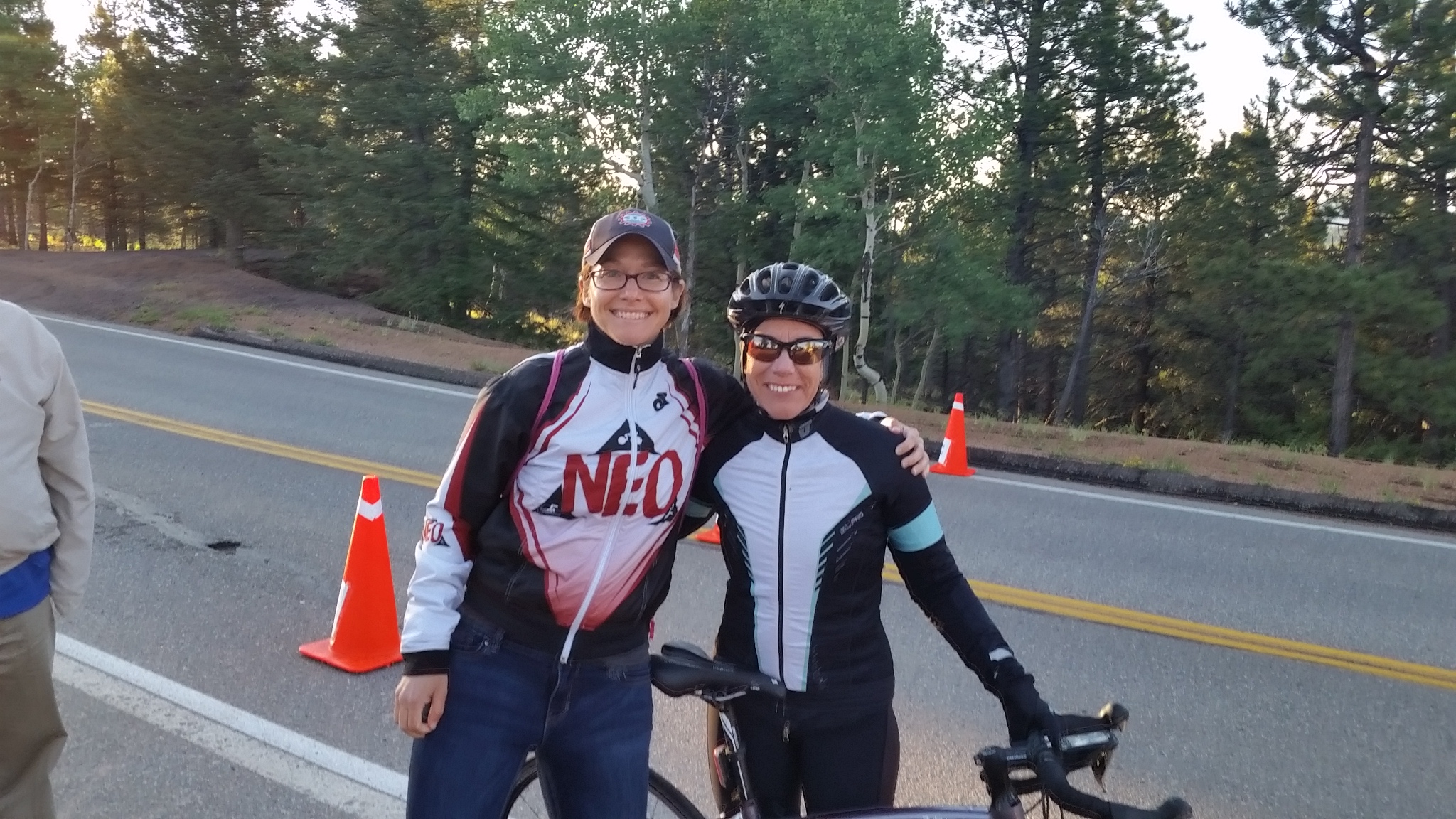 Coach Nicole with Cathleen before she competes in the 2016 Hill Climb National Championships on Pikes Peak.